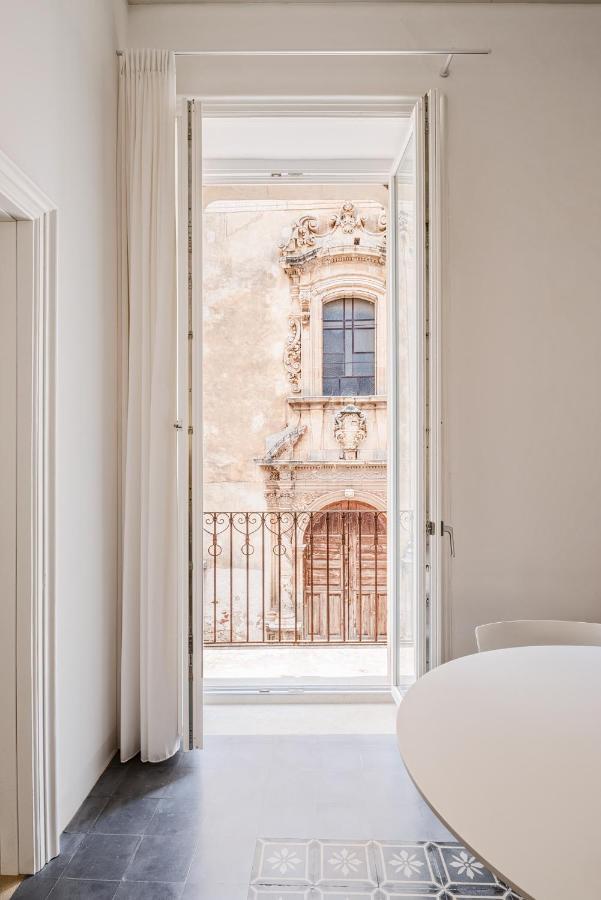 Casa Ruiz Suites Noto Exterior photo